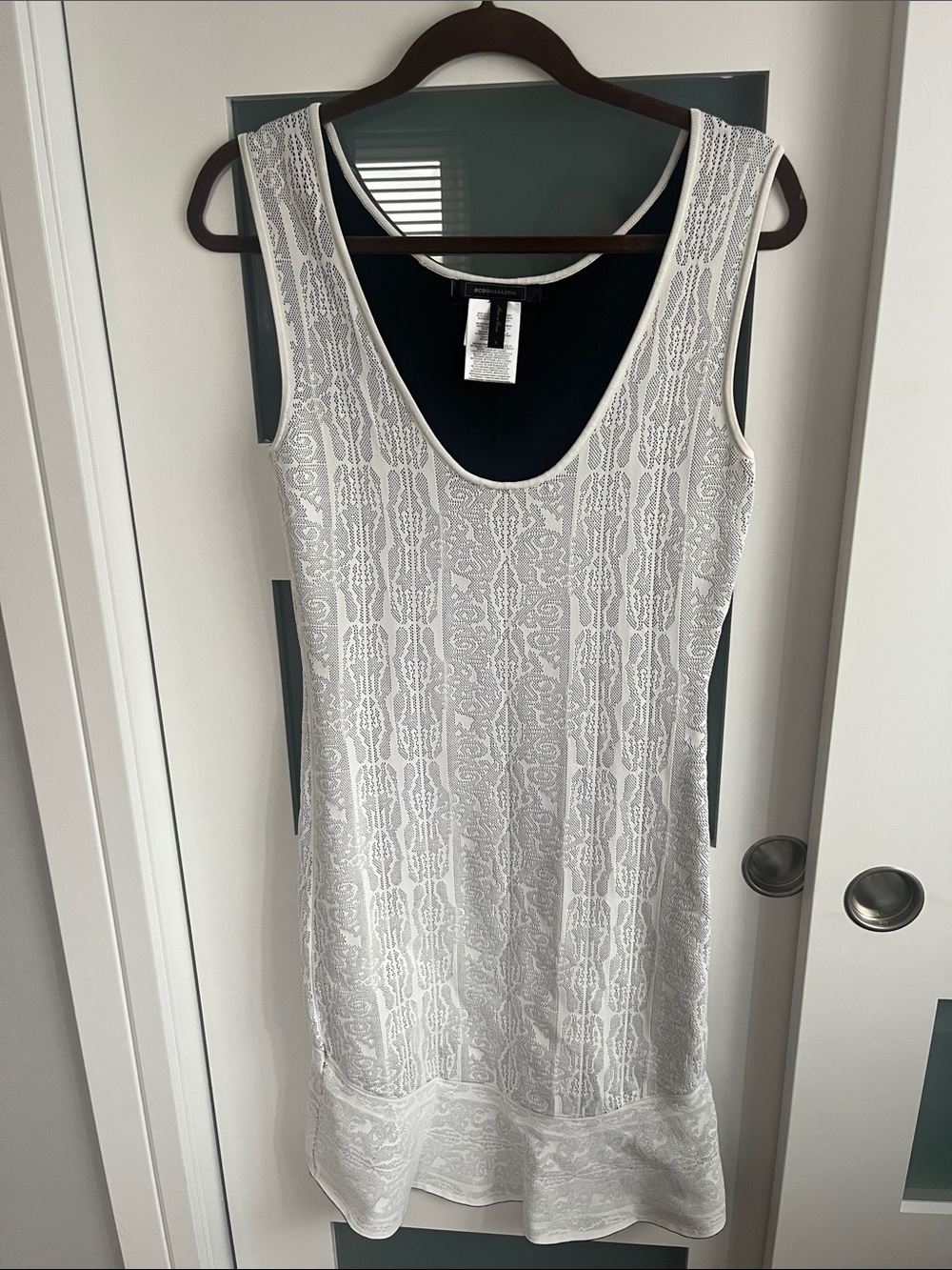 BCBGMaxAzria White Lace Asymmetrical Hem Sleeveless Dress.